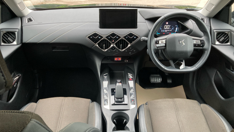 DS 3 Crossback 100kW E-TENSE Bastille 50kWh 5dr Auto Electric 